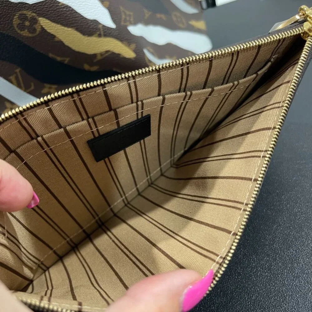 Louis Vuitton Monogram Neverfull MM Gold/Silver (JB1064)